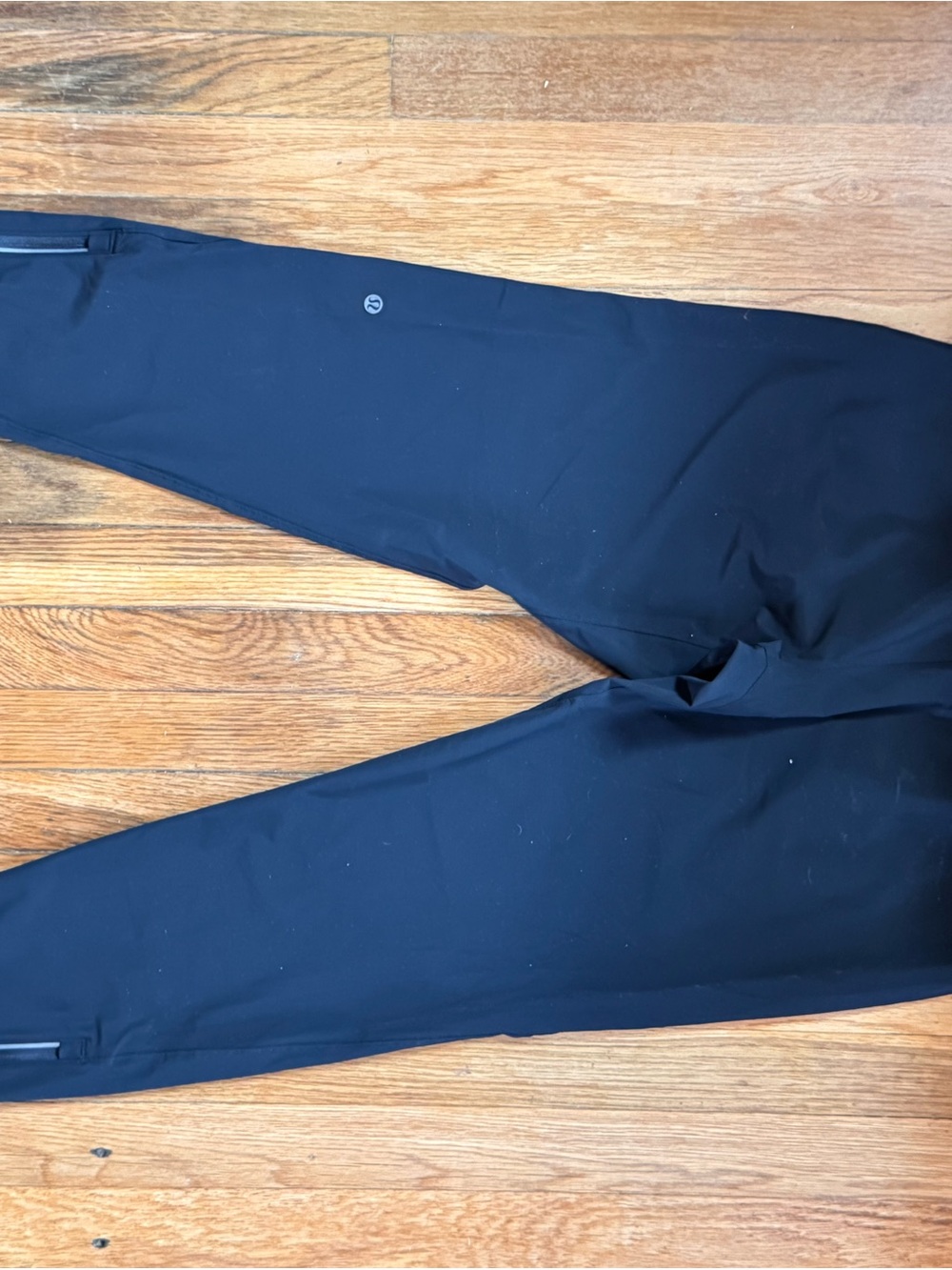 lululemon athletica Men's Black Jogger Surge pants SIZE MENS SMALL / new w/o tag - Picture 2 of 4